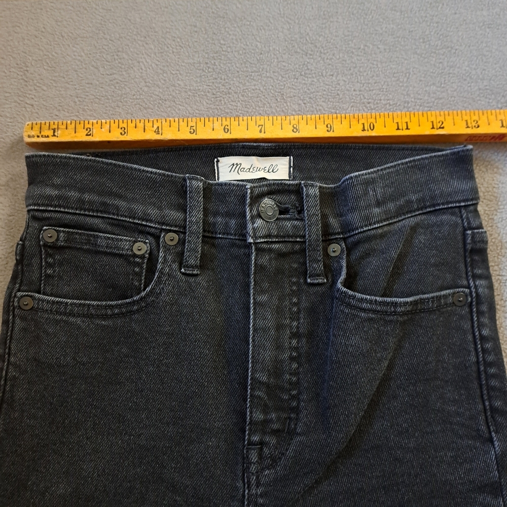 Madewell Black Cropped Frayed-Hem Jeans - Picture 7 of 13